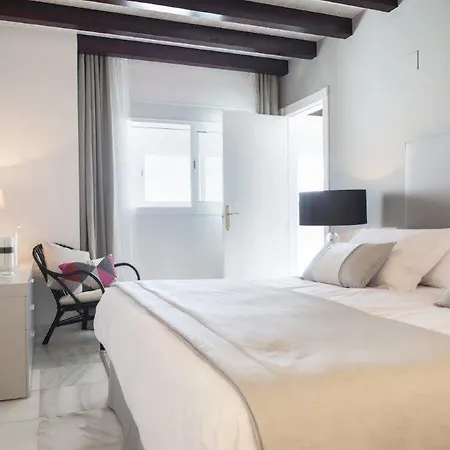 Marina Mariola By Coral Apartment