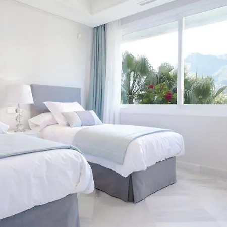 Marina Mariola By Coral Apartment