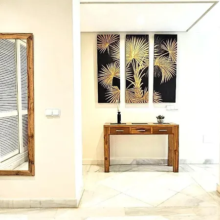 Marina Mariola By Coral 马尔韦利亚