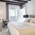 Marina Mariola By Coral Apartment